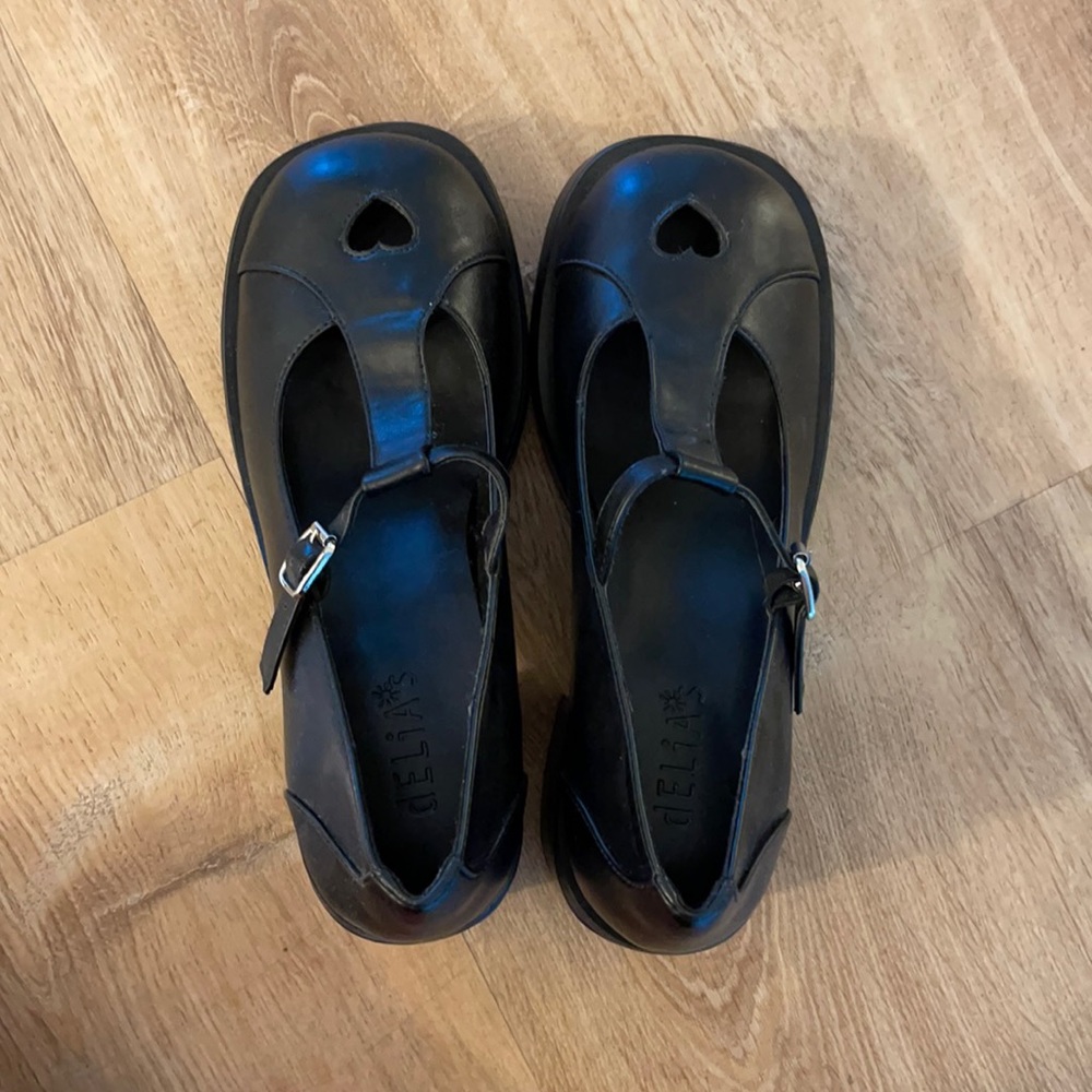 Delias dolls kill Mary Janes